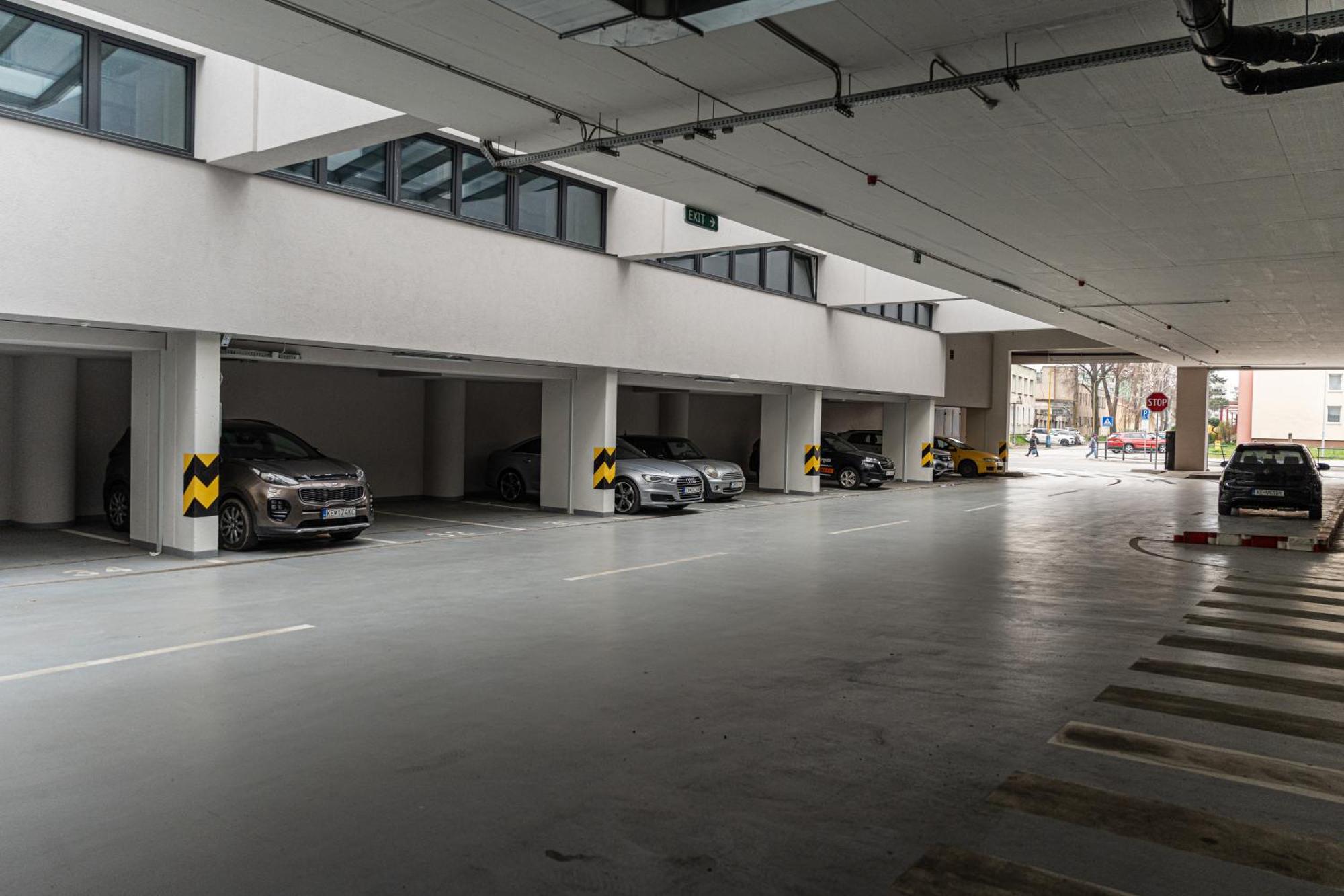 Luxury Center - Parking Included * Kassa